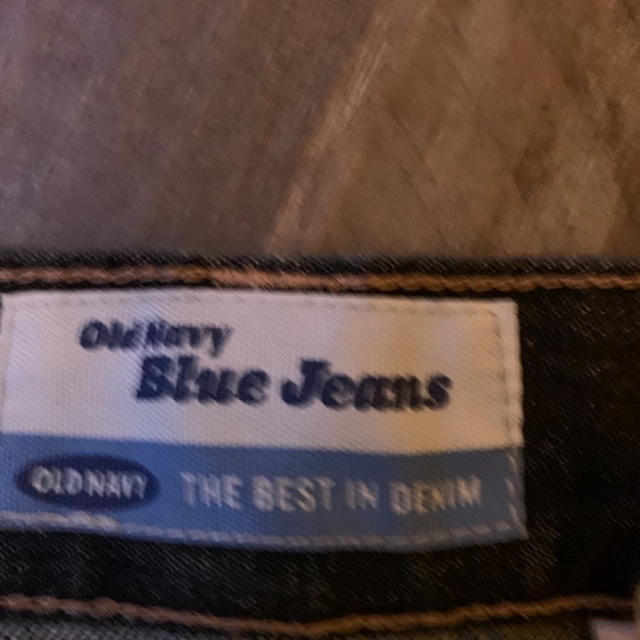 Old Navy plus size jeans‎ hemmed to crops. Super nice. Worn sbout 6x - Picture 2 of 6